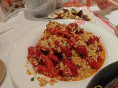 -肥肥虾庄·金牌油焖大虾(汉口城市广场店)