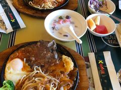 -豪享来牛排·中西简餐(黄河路店)