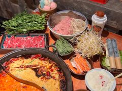 番茄鸳鸯锅-周小明火锅(黑金冠社区店)