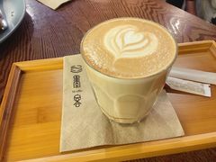 拿铁-墨客咖啡(新街口店)