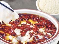 -鑫巴蜀小镇 · 水煮鱼专研店(玉桥店)