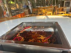 -二荆条·蜀鲜汇城市森林火锅