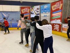 -正佳冰河湾真冰滑冰场