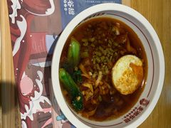 招牌红烧牛肉米粉-呷佬·长沙手工米粉(金沙江路店)