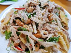 葱香手撕鸡-正宗普宁豆干坊·洪记砂锅粥(红领巾路店)