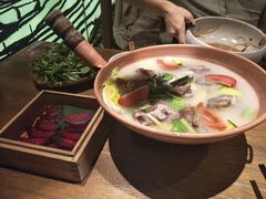 -云海肴·汽锅鸡·云南菜(美罗城店)