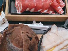 -湊湊火锅·茶憩(南京东路悦荟店)