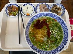 -陇兴楼兰州拉面(西安咸阳国际机场店)