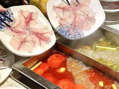 -7号院街鲜鱼府·涮烤一体(酒城华府总店)