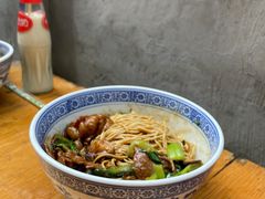 大肠面-沪西老弄堂面馆(定西路店)