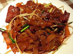 -新大咀港式茶餐厅(宝山万达店)