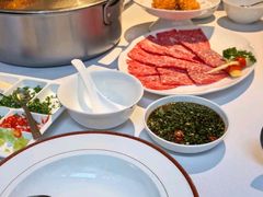 -洋房火锅(上海新天地南北里店)