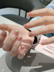 -丽心自助美甲美睫