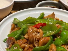 -关东小磨东北菜(上海长风大悦城店)