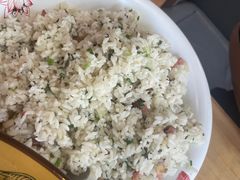 -自贡盐帮菜·玩辣餐厅(樱花园西街店)