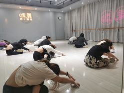 -MiWu咪舞舞蹈塑形中心