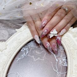 -莉娜美睫·穿戴甲