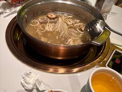 -润园四季椰子鸡火锅(卓越INTOWN店)