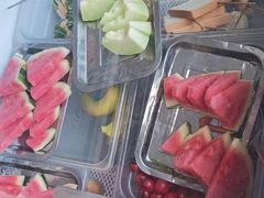 -尚庄度假村·庭台树下·户外烧烤·团建CS·轰趴营地(上庄水库店)