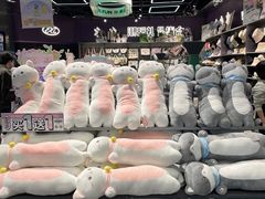 -潮品挚尚(五角场苏宁易购店)