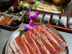 -围炉肉舍丹东海鲜烤肉·烤活鳗(步行街店)