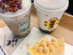 燕麦豆豆蛋糕-喜茶(深圳欢乐海岸LAB店)