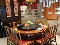-川流不息·地道川菜·小龙虾(新松江路店)
