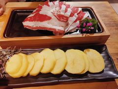 凑凑肥牛-湊湊火锅·茶憩(杭州湖滨银泰in77店)