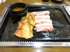 黑毛猪五花-韩阳王石板烤肉
