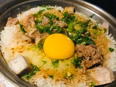 -洪氏嗨捞·广东猪肚鸡·椰子鸡火锅(西咸万象城店)