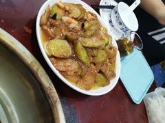 -丹水桥地锅鱼·翘嘴鲌·地方特色全鱼宴(丹江口大坝店)