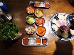 -·缸桶屋·韩式牛肋条自助烤肉(西湖D11店)