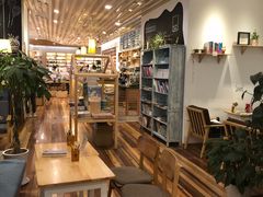 -猫的天空之城概念书店(印象城购物中心店)
