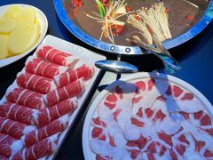 -靓寨酸汤火锅(时尚天河东一街店)