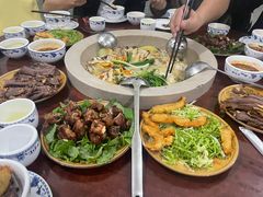 -姚记抚仙湖石锅鱼庄