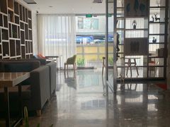 -柏槿酒店(罗湖口岸向西地铁站店)