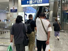 -上海虹桥站-P9停车场
