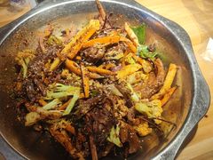 -嘎嘎鸭下巴·爆辣干锅(明教寺店)