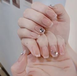 -莎拉美学·美甲美睫