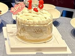 -红宝石·鲜奶小方·海派西点房(四平店)