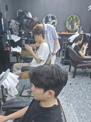 -藤野造型专业烫染接发