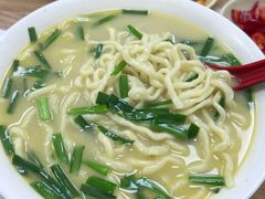 -三百碗宝应长鱼面(板仓街店)