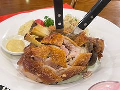 巴伐利亚烤猪肘-1886德国汽车餐厅(外滩中央店)