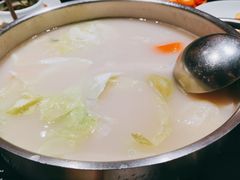 澳门鸡脚猪骨煲（小）-官也街澳门火锅(新源里店)