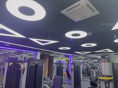 -宝德龙游泳健身