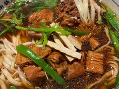 -镇南锅盖面馆(解放路店)