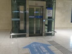 -黄浦路(地铁站)