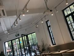 -Fridi Patisserie Cafe