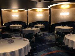 -迪拜帆船酒店海底餐厅