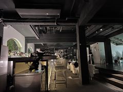 -穹六人间 people 6(岳阳路店)